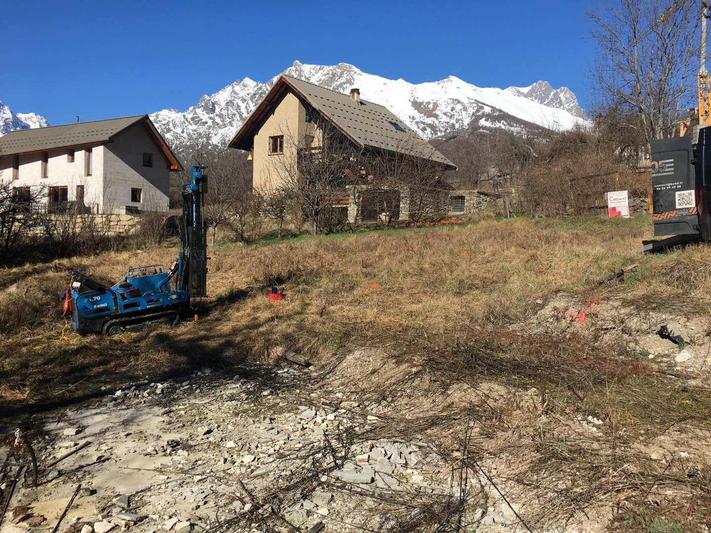 photo d'une étude de sol de type G2 réalisée par BE05 dans les Hautes-Alpes